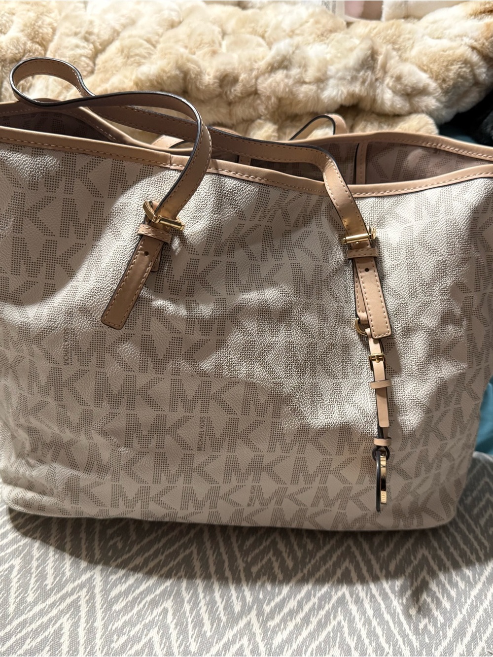 Michael Kors White Logo Tote with Tan Trim and Gold Hardware Accent - Picture 2 of 4